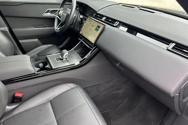 2025 Land Rover Range Rover Velar P250 Dynamic SE