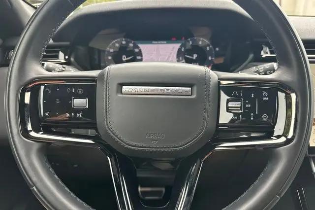 2025 Land Rover Range Rover Velar P250 Dynamic SE
