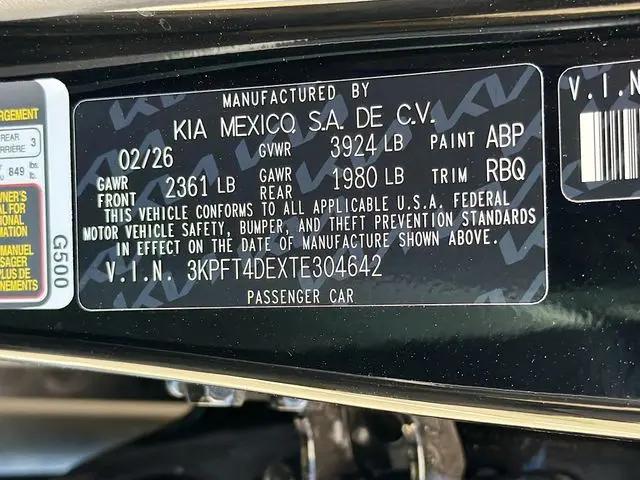 2026 Kia K4 LXS