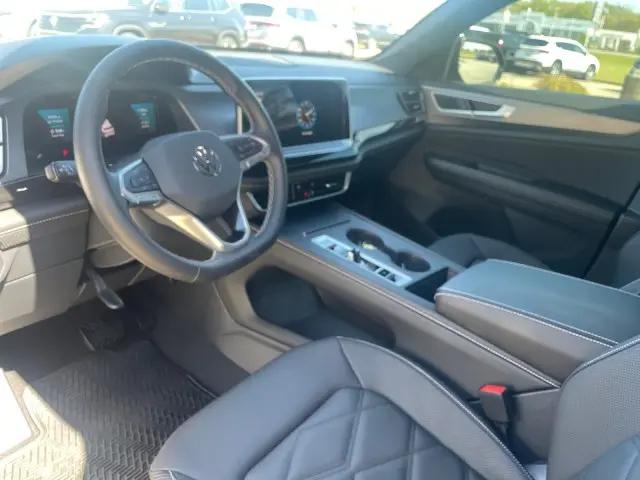 2025 Volkswagen Atlas Cross Sport 2.0T SE
