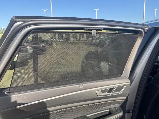 2026 Volkswagen Atlas Cross Sport SE with Technology