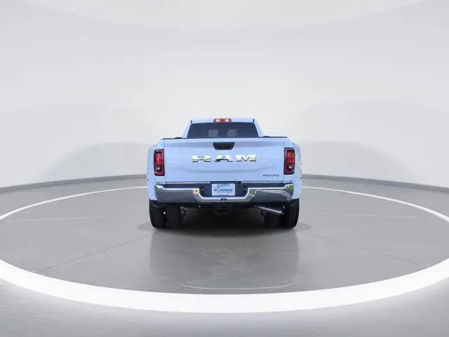 2026 Ram 3500 Tradesman Crew Cab 4x4 8' Box