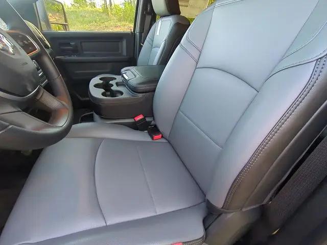 2026 Ram 3500 Tradesman Crew Cab 4x4 8' Box
