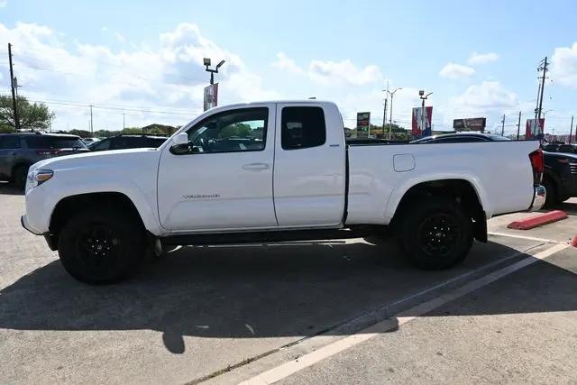 2022 Toyota Tacoma SR5 V6