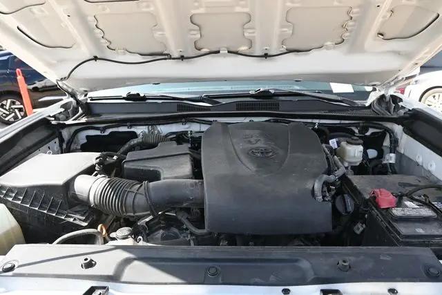 2022 Toyota Tacoma SR5 V6