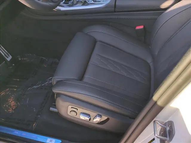 2026 BMW xB ALPINA XB7