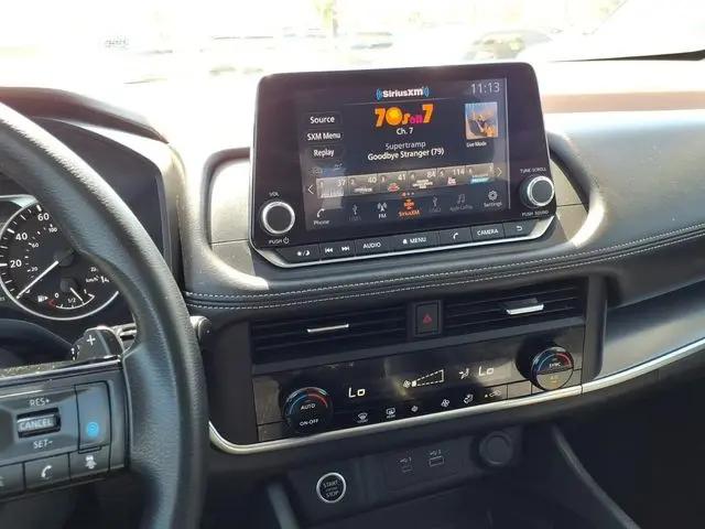 2023 Nissan Rogue SV FWD