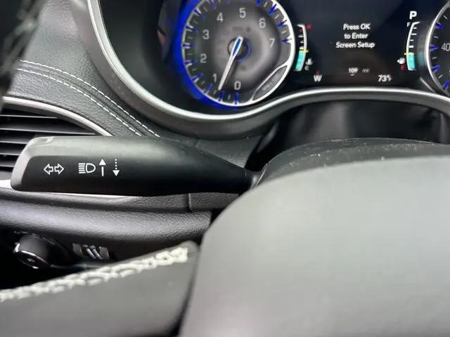 2026 Chrysler Pacifica Select AWD