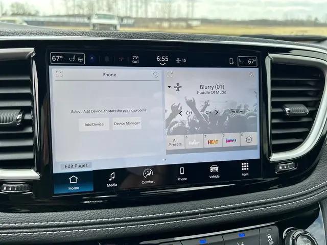 2026 Chrysler Pacifica Select AWD