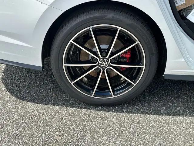 2026 Volkswagen Jetta GLI Autobahn