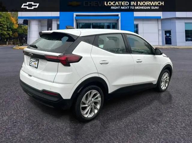 2027 Chevrolet Bolt LT FWD