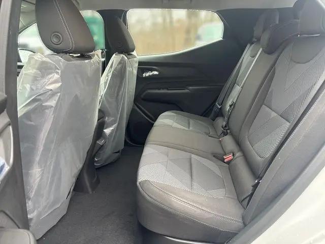 2027 Chevrolet Bolt LT FWD