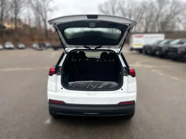 2027 Chevrolet Bolt LT FWD