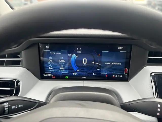 2027 Chevrolet Bolt LT FWD