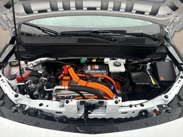 2027 Chevrolet Bolt LT FWD