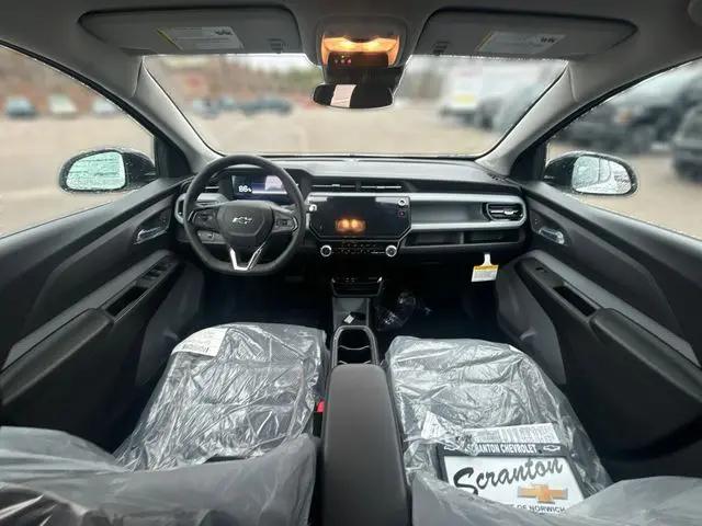 2027 Chevrolet Bolt LT FWD