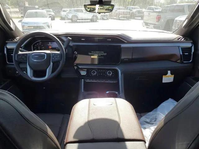 2026 GMC Sierra 3500HD Crew Cab, Long Bed, Denali, 4WD