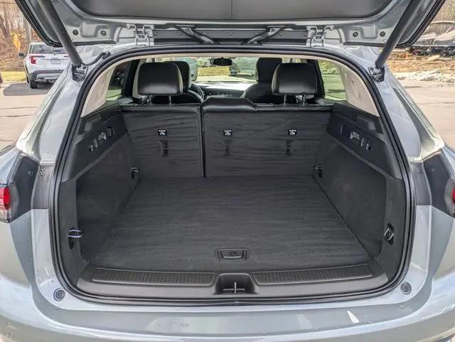 2023 Buick Envision Essence AWD
