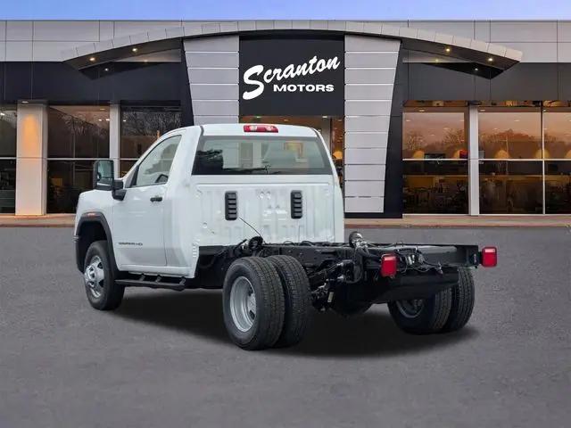 2026 GMC Sierra 3500HD Pro