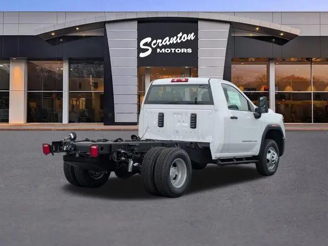 2026 GMC Sierra 3500HD Pro