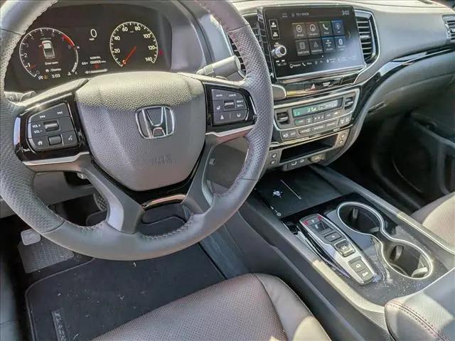 2026 Honda Ridgeline Black Edition Two-Tone