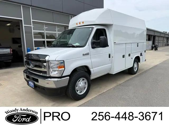 2026 Ford E-350 Cutaway E-Series Cutaway for sale in Huntsville, AL