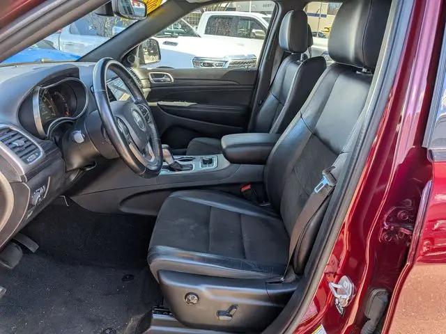 2022 Jeep Grand Cherokee Laredo X 4x4