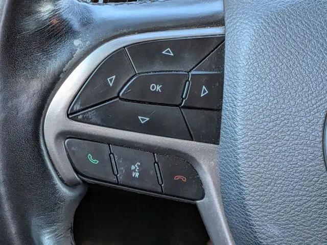 2022 Jeep Grand Cherokee Laredo X 4x4