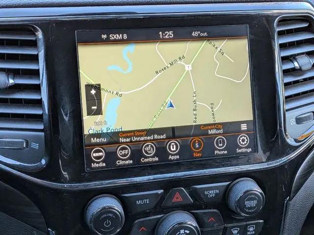 2022 Jeep Grand Cherokee Laredo X 4x4