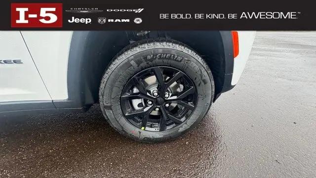2026 Jeep Grand Cherokee Altitude 4x4