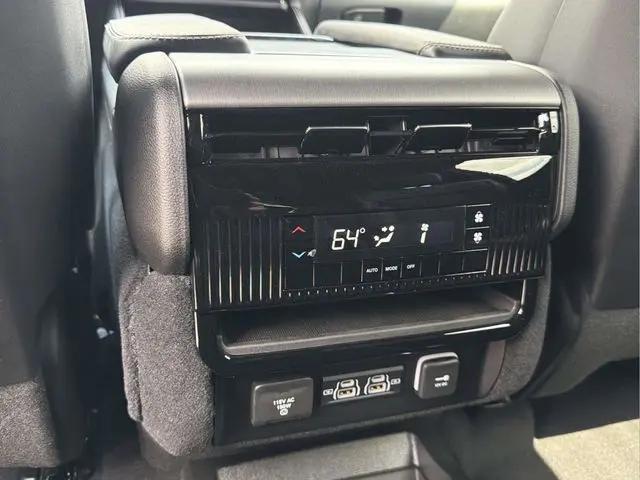 2026 Jeep Grand Wagoneer 4x4