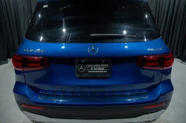 2026 Mercedes-Benz GLB 4MATIC