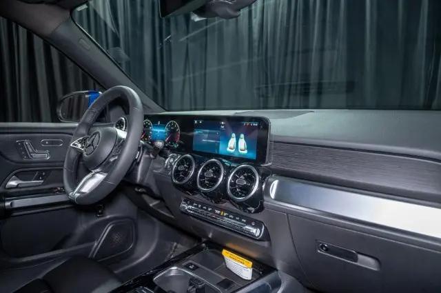 2026 Mercedes-Benz GLB 4MATIC