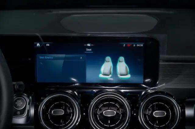 2026 Mercedes-Benz GLB 4MATIC