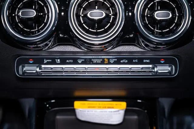 2026 Mercedes-Benz GLB 4MATIC