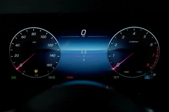 2026 Mercedes-Benz GLB 4MATIC