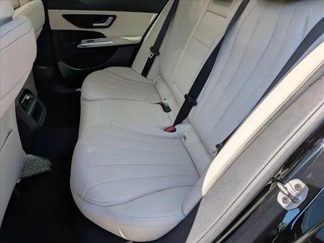2026 Mercedes-Benz E 350 E 350