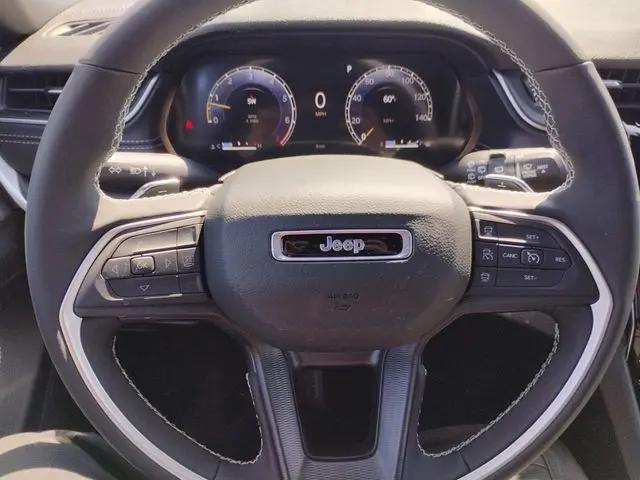 2026 Jeep Grand Cherokee L Altitude 4x4