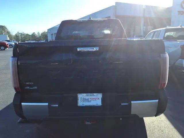 2026 Toyota Tundra Limited CrewMax 5.5' Bed