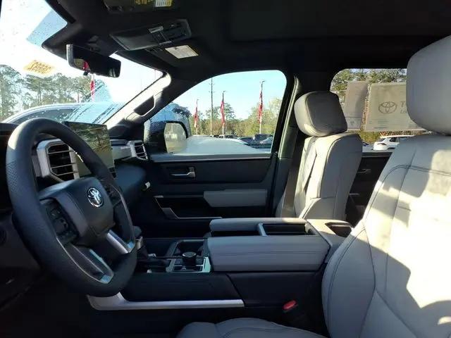 2026 Toyota Tundra Limited CrewMax 5.5' Bed