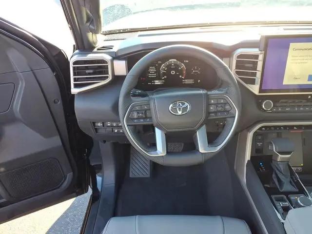 2026 Toyota Tundra Limited CrewMax 5.5' Bed