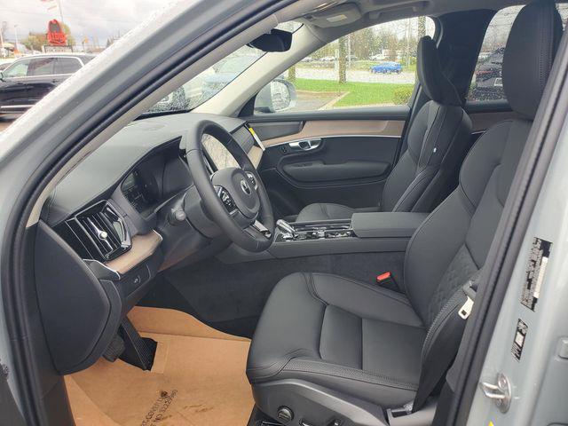 2026 Volvo XC90 Plus, B6 AWD Gas (mild hybrid), Gasoline, Bright, 7 Seats