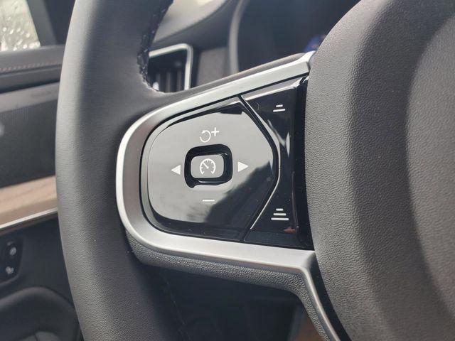 2026 Volvo XC90 Plus, B6 AWD Gas (mild hybrid), Gasoline, Bright, 7 Seats