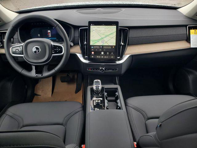 2026 Volvo XC90 Plus, B6 AWD Gas (mild hybrid), Gasoline, Bright, 7 Seats