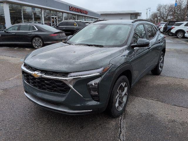 2025 Chevrolet Trax FWD LT