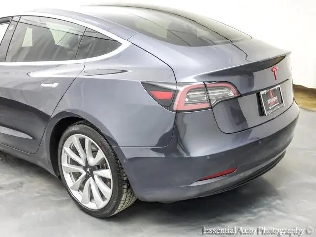 2019 Tesla Model 3 Standard Range Plus