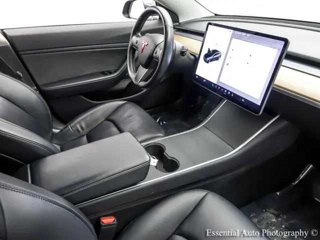 2019 Tesla Model 3 Standard Range Plus