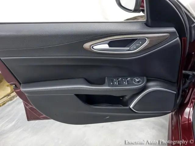 2018 Alfa Romeo Giulia Ti AWD