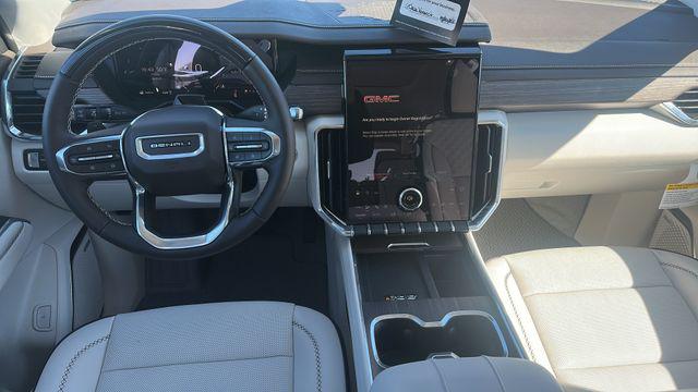 2026 GMC Acadia Denali AWD