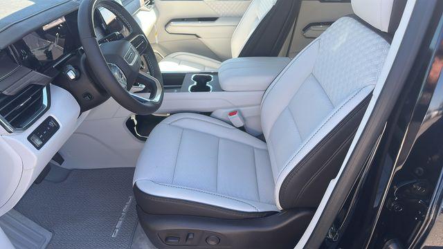 2026 GMC Acadia Denali AWD